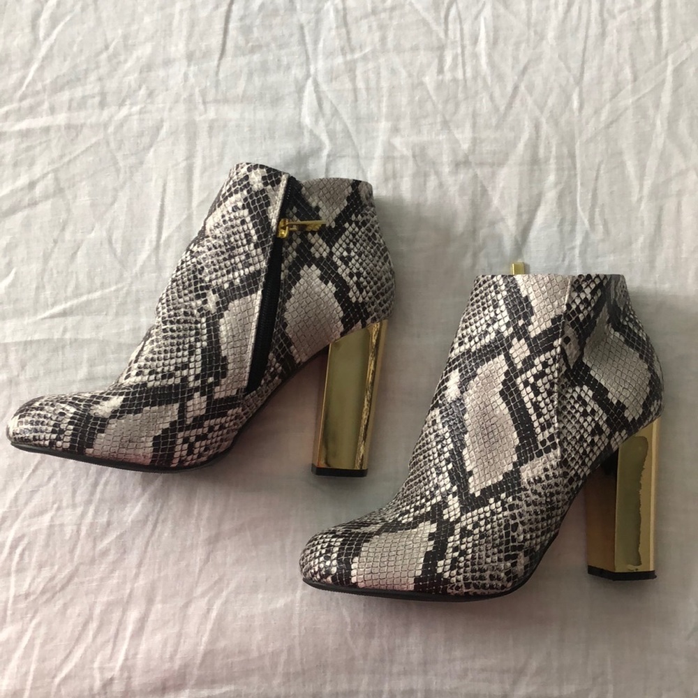 Bamboo snake skin boots